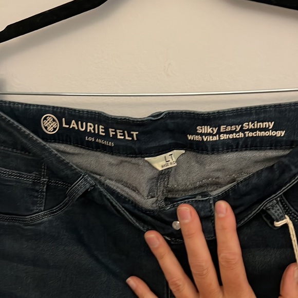 Laurie felt jeans - Picture 4 of 4